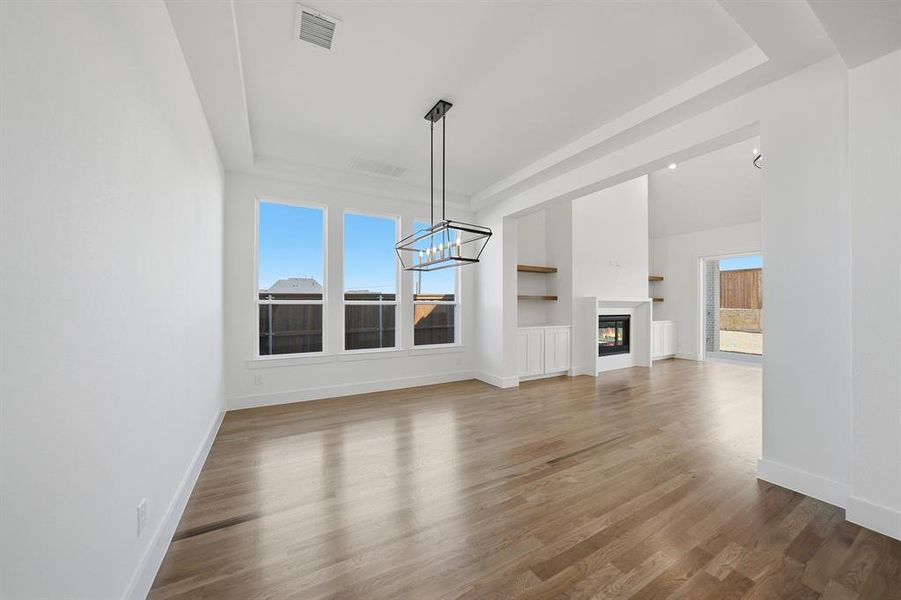 Spacious, unfurnished interior of a new home in , Prosper (Image 33).