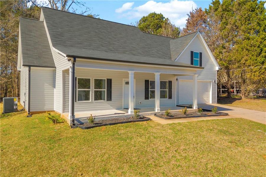 Exterior details and patio area of a home in , Covington (Image 26).
