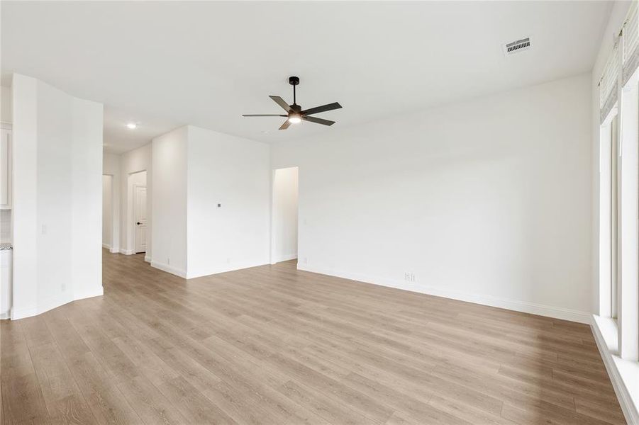 Spacious, unfurnished interior of a new home in East Oak Creek 50-55, Commerce (Image 15). Spacious, unfurnished interior of a new home in East Oak Creek 50-55, Commerce (Image 15).