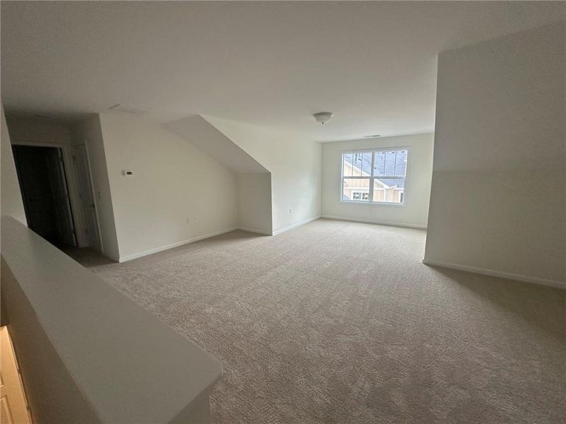 Spacious, unfurnished interior of a new home in Orchards of South Forsyth, Cumming (Image 21).