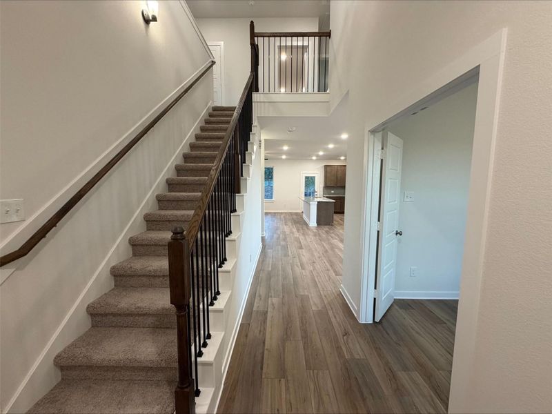 Spacious, unfurnished interior of a new home in Spring Lake, Huntsville (Image 12).
