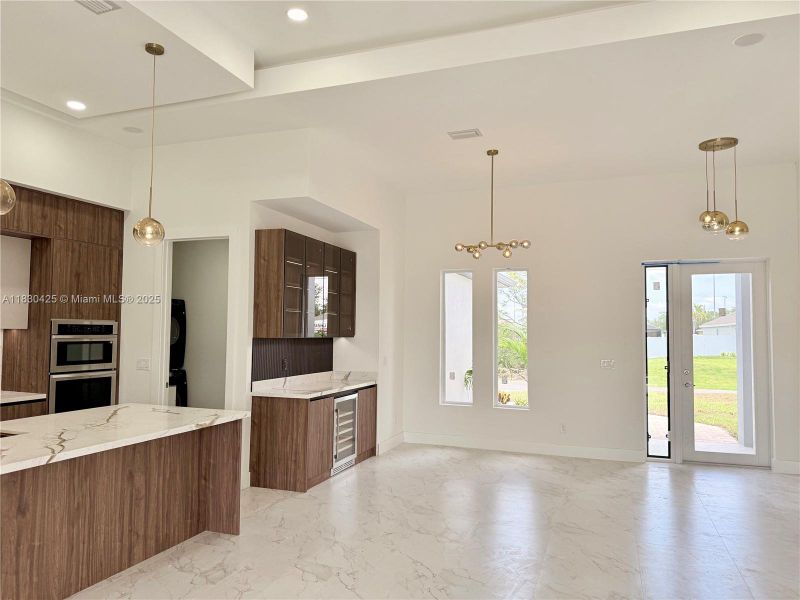 Furnished interior view inside a new home in , Cape Coral (Image 14).