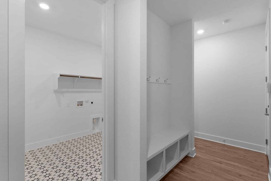 Spacious, unfurnished interior of a new home in Broken Oak, Georgetown (Image 14). Spacious, unfurnished interior of a new home in Broken Oak, Georgetown (Image 14).