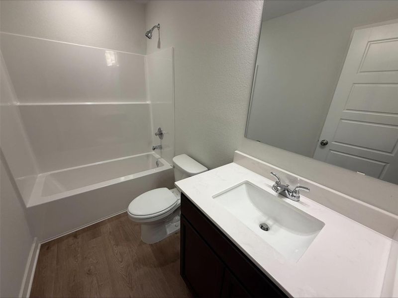 Furnished interior view inside a new home in Sterling Ridge, Huntsville (Image 2). Furnished interior view inside a new home in Sterling Ridge, Huntsville (Image 2).