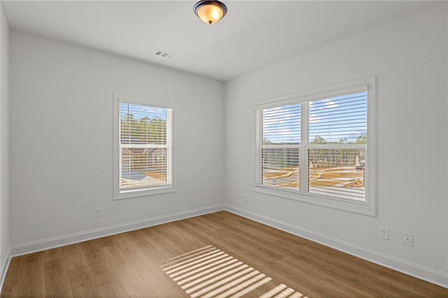 Spacious, unfurnished interior of a new home in Red Oak Ridge, Loganville (Image 24).