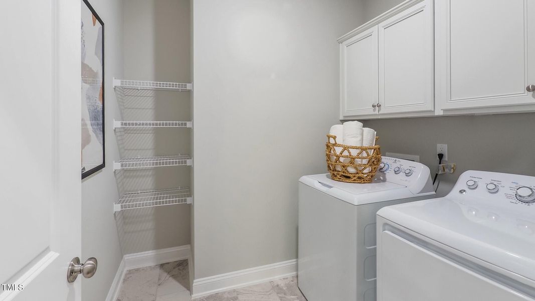 28_2427DelaneyHillsLane_028_mls 28_2427DelaneyHillsLane_028_mls