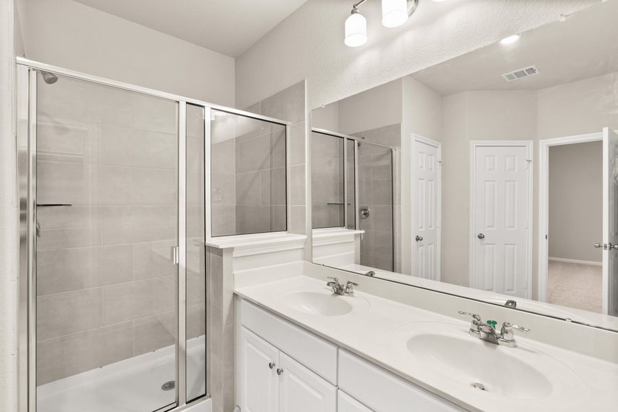 Representative furnished interior of a home built from the Franklin by Ashton Woods in Azalea, Brookshire (Image 6). Representative furnished interior of a home built from the Franklin by Ashton Woods in Azalea, Brookshire (Image 6).