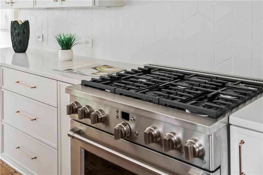 Close-up of interior finishes inside a home in , Decatur (Image 21). Close-up of interior finishes inside a home in , Decatur (Image 21).