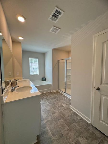 Furnished interior view inside a new home in , Braselton (Image 5).