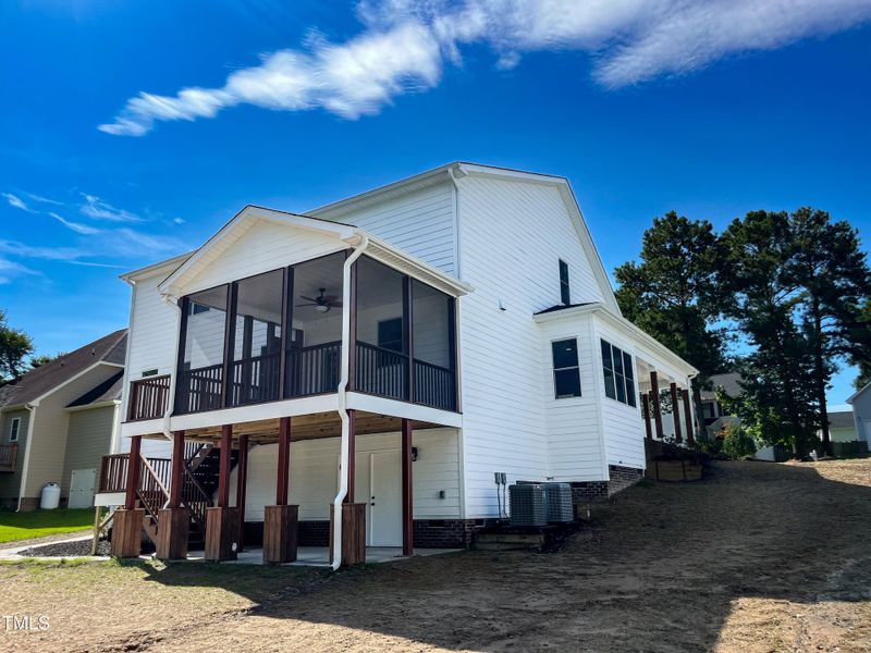 F7EF17DC-A06B-4E30-BED1-860AFE37B278