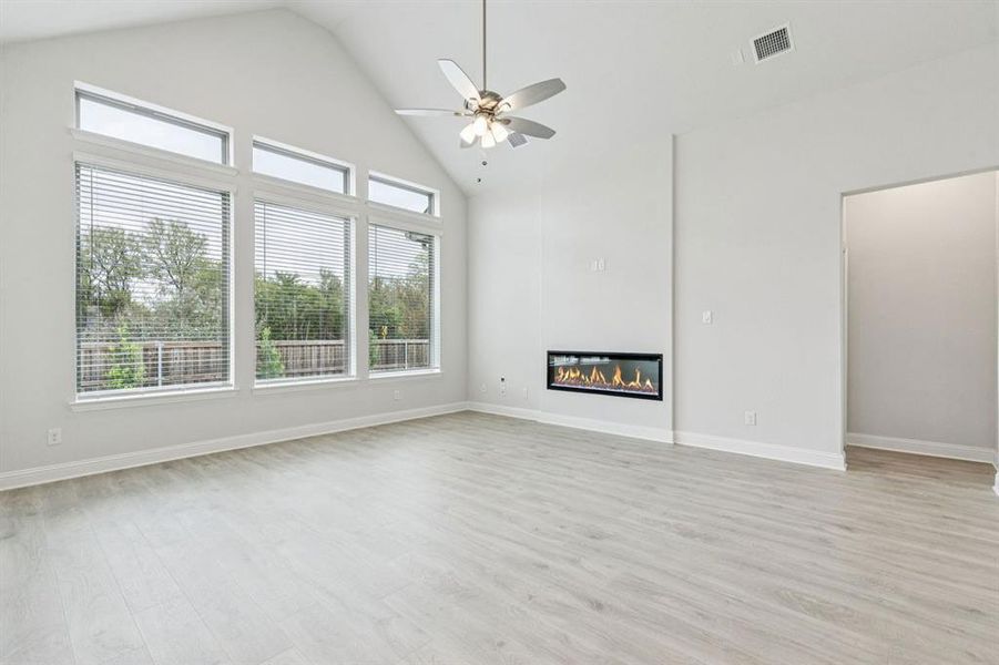 3-1862Silver_003 3-1862Silver_003