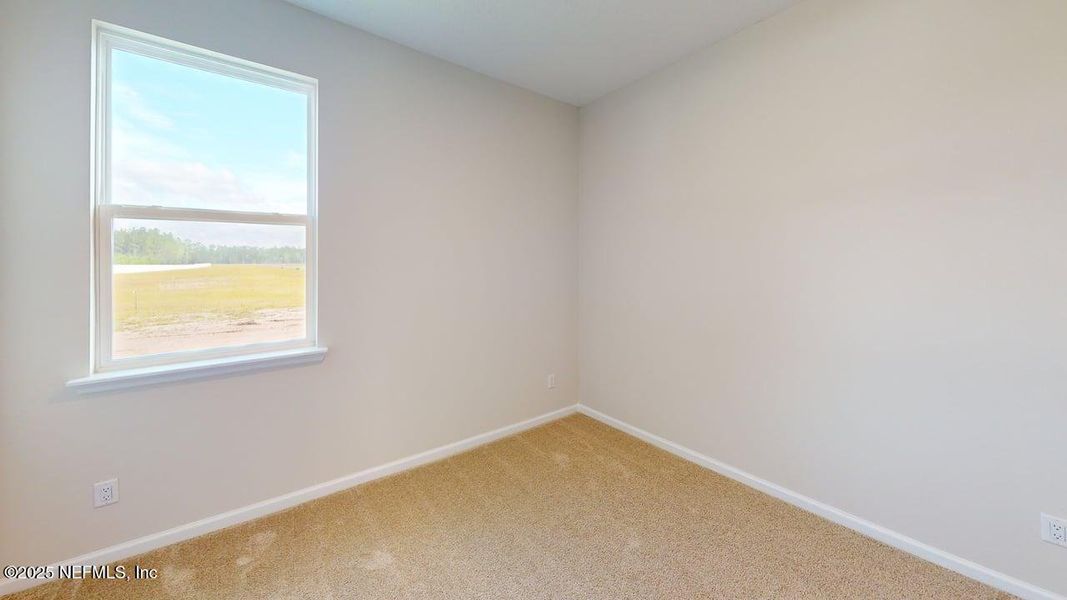 Spacious, unfurnished interior of a new home in Sandridge Hills, Green Cove Springs (Image 8).