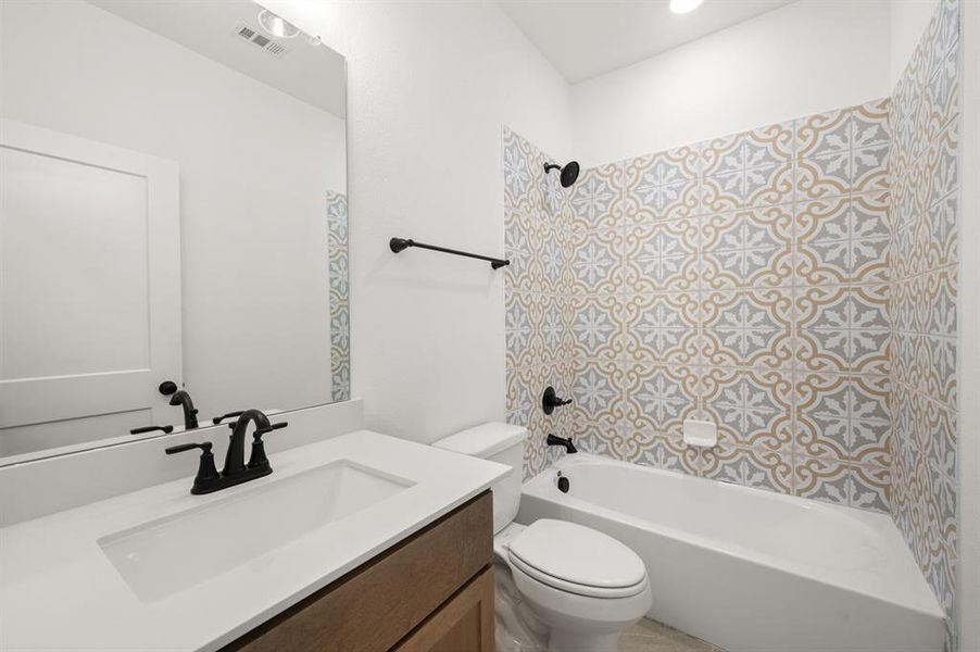 3357 Redbud Flower- Bathroom-1