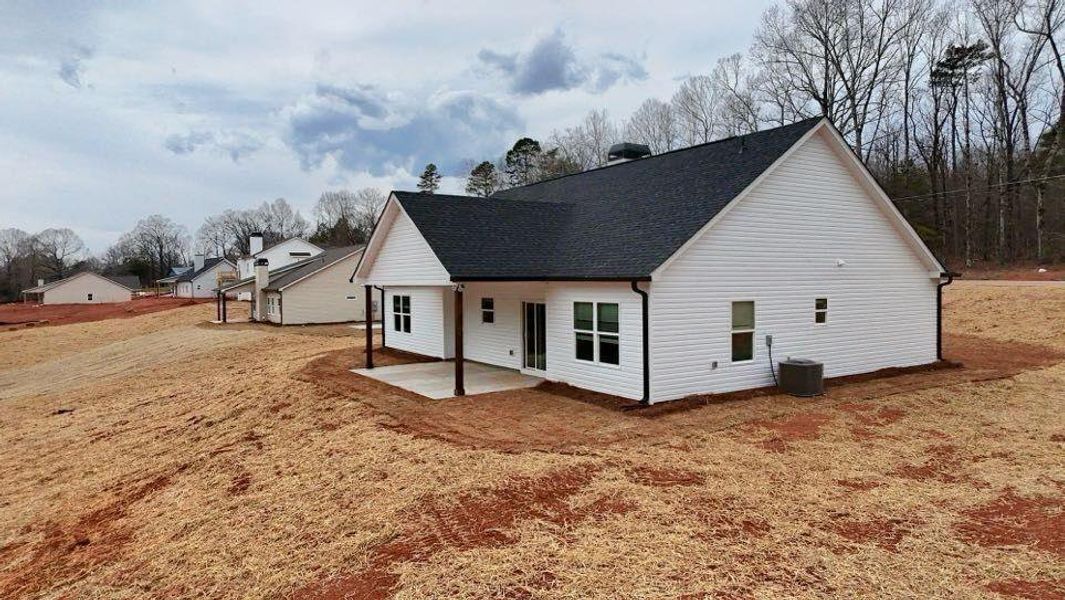 Exterior details and patio area of a home in , Clarkesville (Image 4).