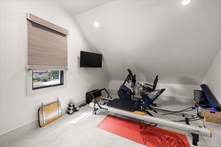 Furnished interior view inside a new home in , Fair Oaks Ranch (Image 14).