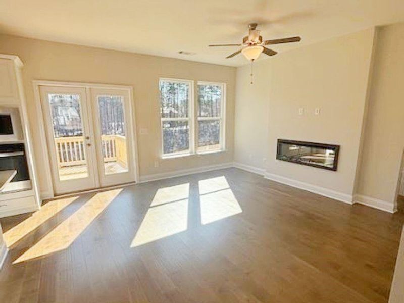 Spacious, unfurnished interior of a new home in , Buford (Image 22).