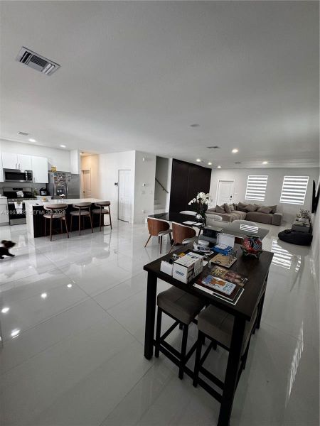 Furnished interior view inside a new home in Beacon at Galiano Pointe, Miami (Image 11). Furnished interior view inside a new home in Beacon at Galiano Pointe, Miami (Image 11).