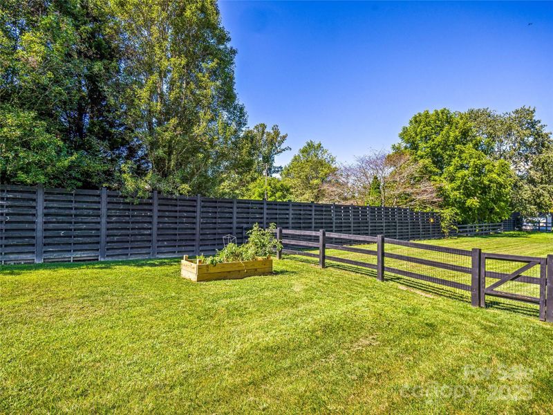 Image 41 of a home in .