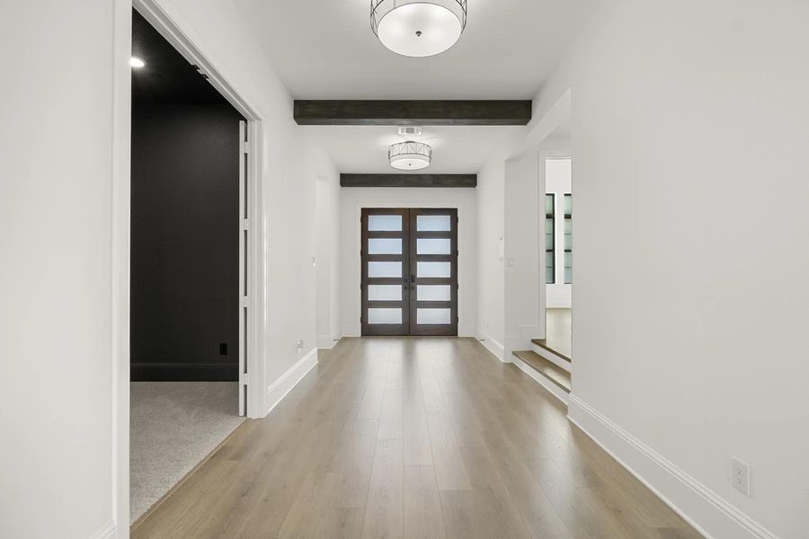 The Eastland II Foyer