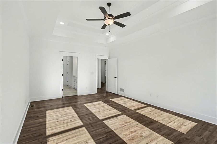 Spacious, unfurnished interior of a new home in , Waleska (Image 19).