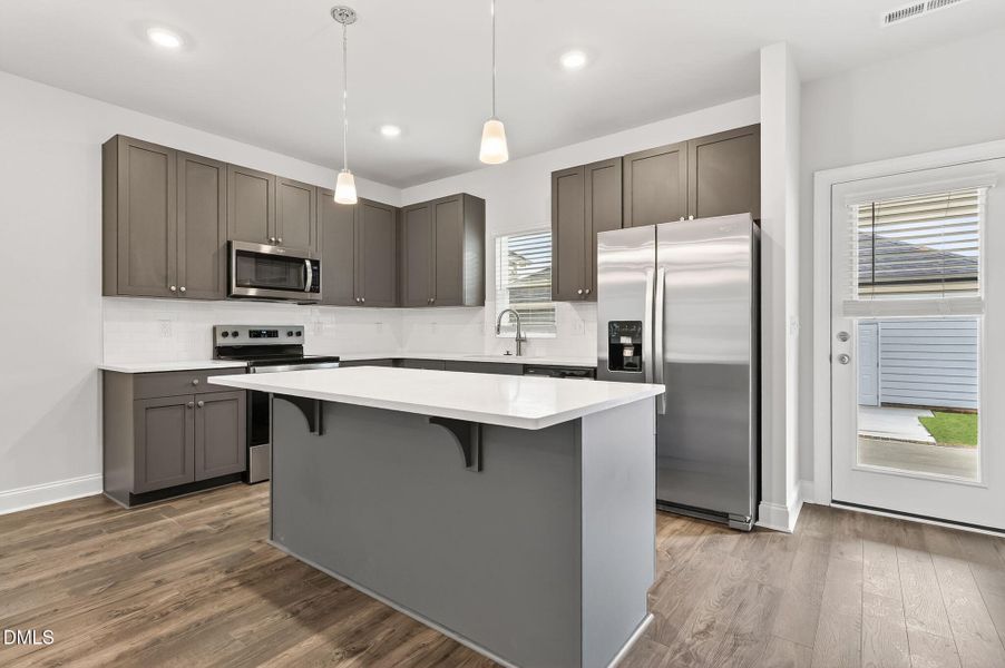 Ral_Knightdale_418 (11) Ral_Knightdale_418 (11)