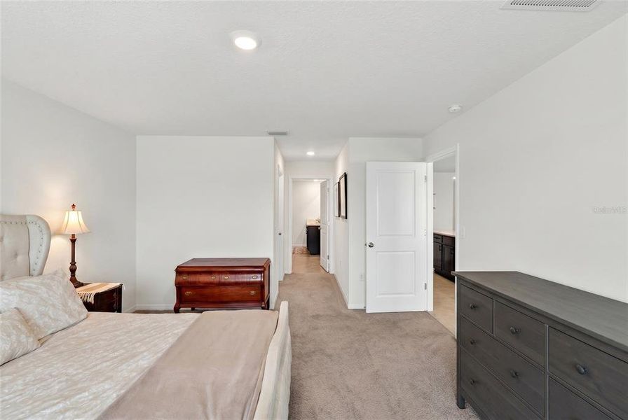 Furnished interior view inside a new home in Ocala Crossings South, Ocala (Image 32).