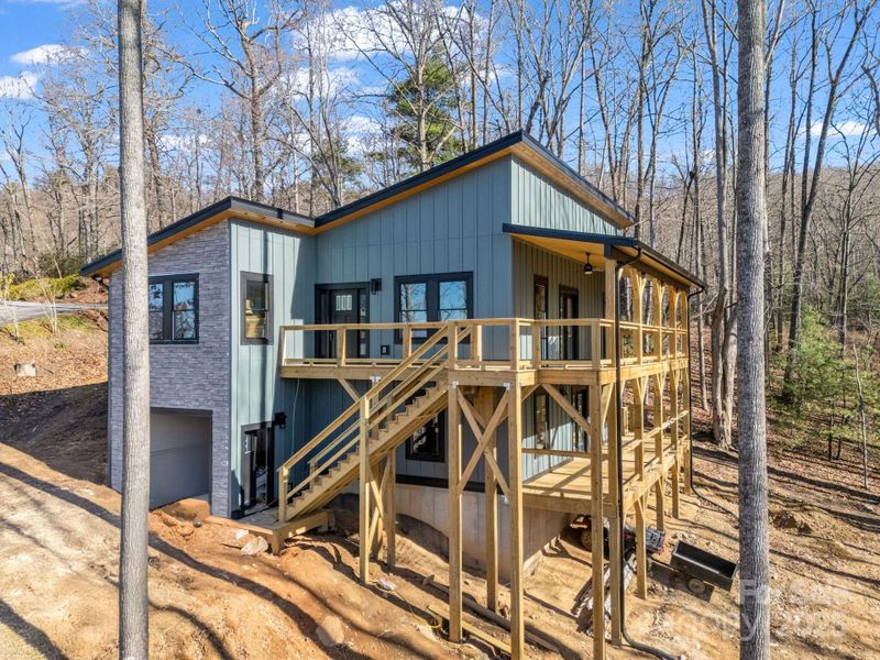 In-progress construction of a new home in , Hendersonville, NC (Image 7). In-progress construction of a new home in , Hendersonville, NC (Image 7).