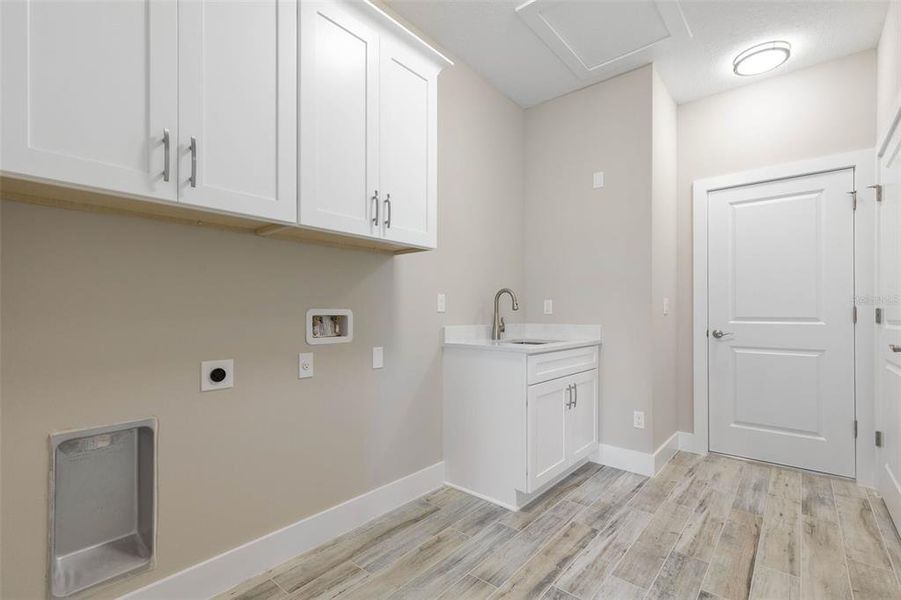 Spacious, unfurnished interior of a new home in , Palm Coast (Image 29).