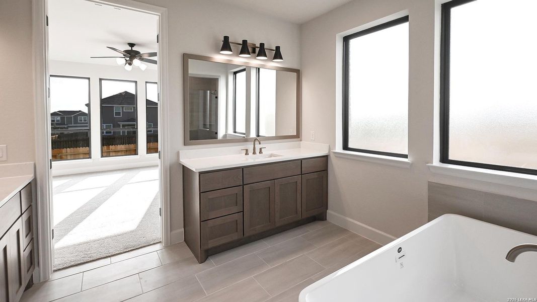 Furnished interior view inside a new home in Cibolo Valley Heights, Cibolo (Image 7).
