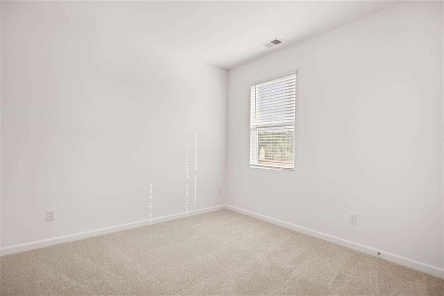 Spacious, unfurnished interior of a new home in Preserve at Dove Creek, Statham (Image 28).