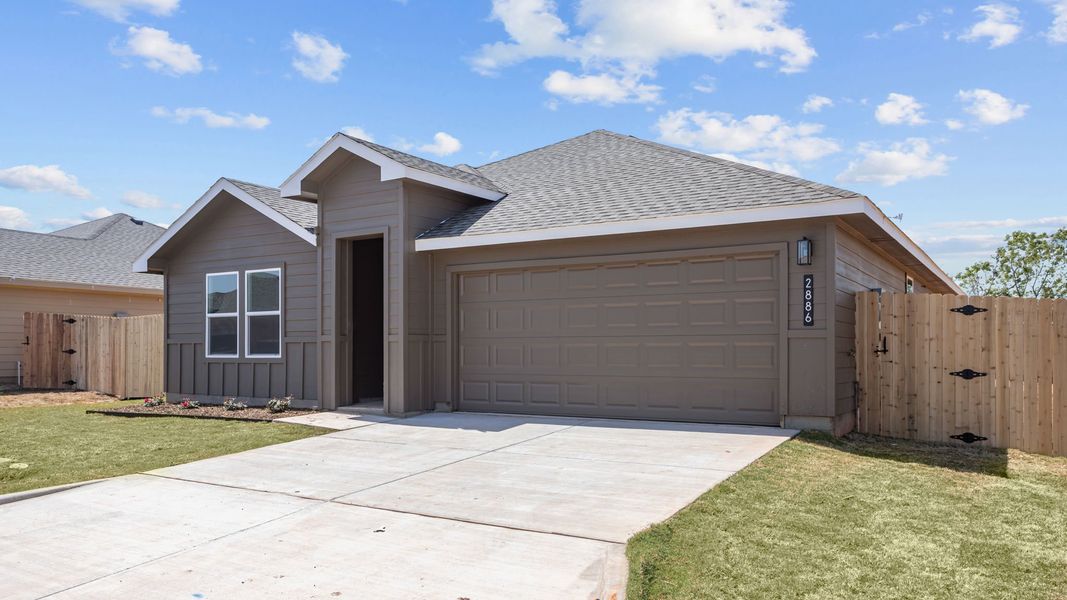 Representative exterior photo of a completed home built from the GLENDALE by D.R. Horton in Hampton Hills, Abilene, TX (Image 16). Representative exterior photo of a completed home built from the GLENDALE by D.R. Horton in Hampton Hills, Abilene, TX (Image 16).