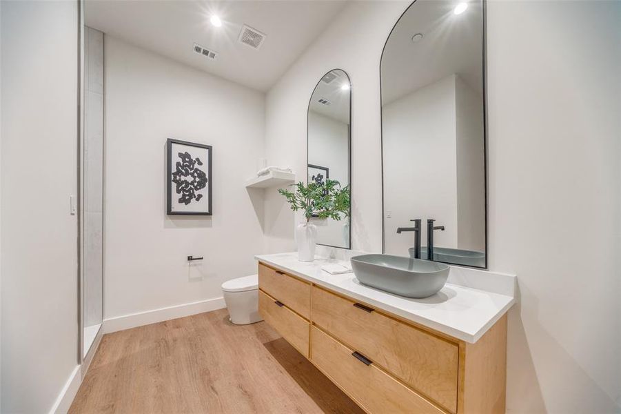 Furnished interior view inside a new home in , Duncanville (Image 28). Furnished interior view inside a new home in , Duncanville (Image 28).