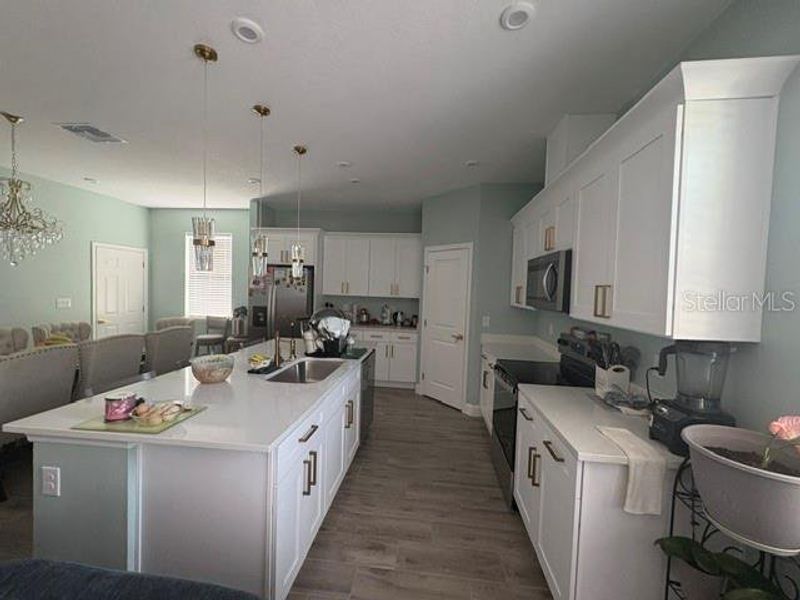 Furnished interior view inside a new home in , Lake Wales (Image 7).