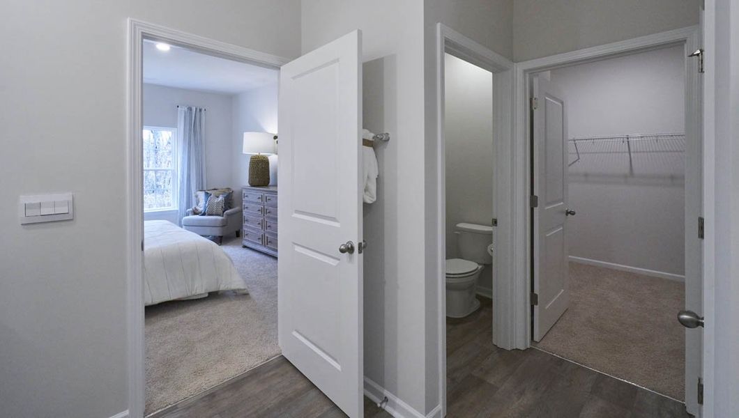 Representative furnished interior of a home built from the Cali by D.R. Horton in Carter Ridge, Greenville (Image 27).