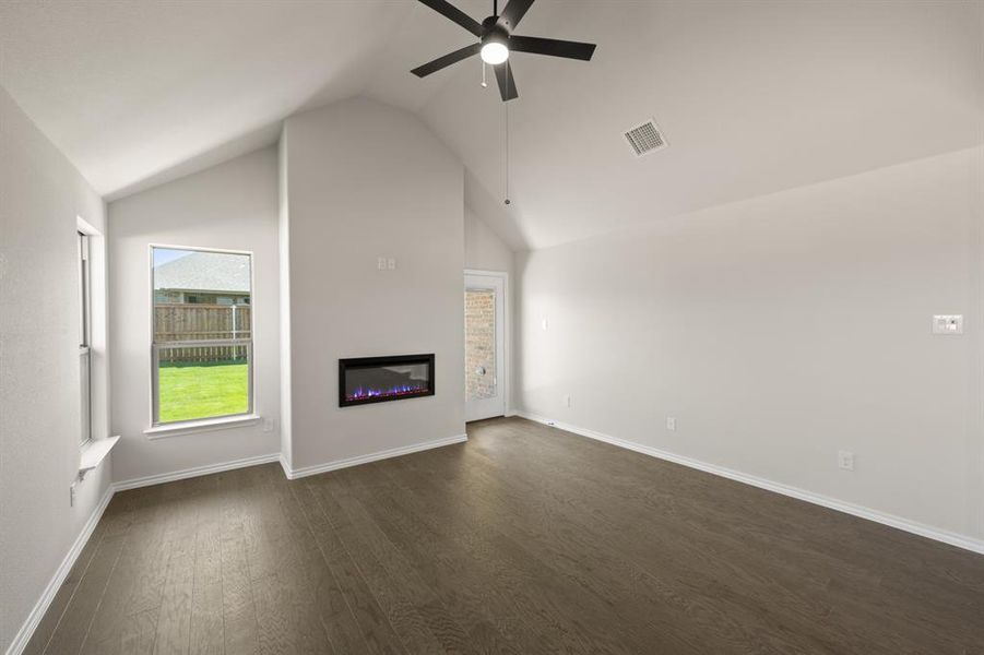 21_7712 Gatvine- Living Room-0439 21_7712 Gatvine- Living Room-0439