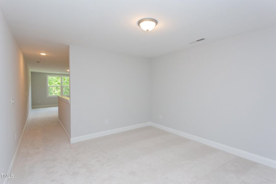 Avenel - MEA 003 - IMG_8098 Avenel - MEA 003 - IMG_8098