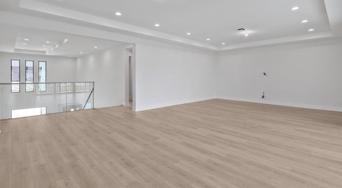 Spacious, unfurnished interior of a new home in Artistry Palm Beach, Palm Beach Gardens (Image 43). Spacious, unfurnished interior of a new home in Artistry Palm Beach, Palm Beach Gardens (Image 43).