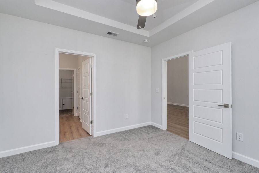 Spacious, unfurnished interior of a new home in Bally Castle, Murrells Inlet (Image 17). Spacious, unfurnished interior of a new home in Bally Castle, Murrells Inlet (Image 17).