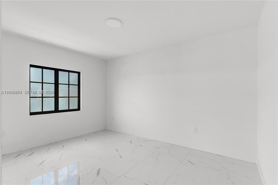 Spacious, unfurnished interior of a new home in , Homestead (Image 9).