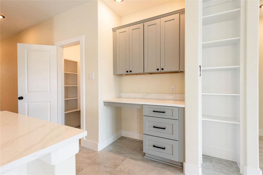 Furnished interior view inside a new home in , Santa Fe (Image 9).