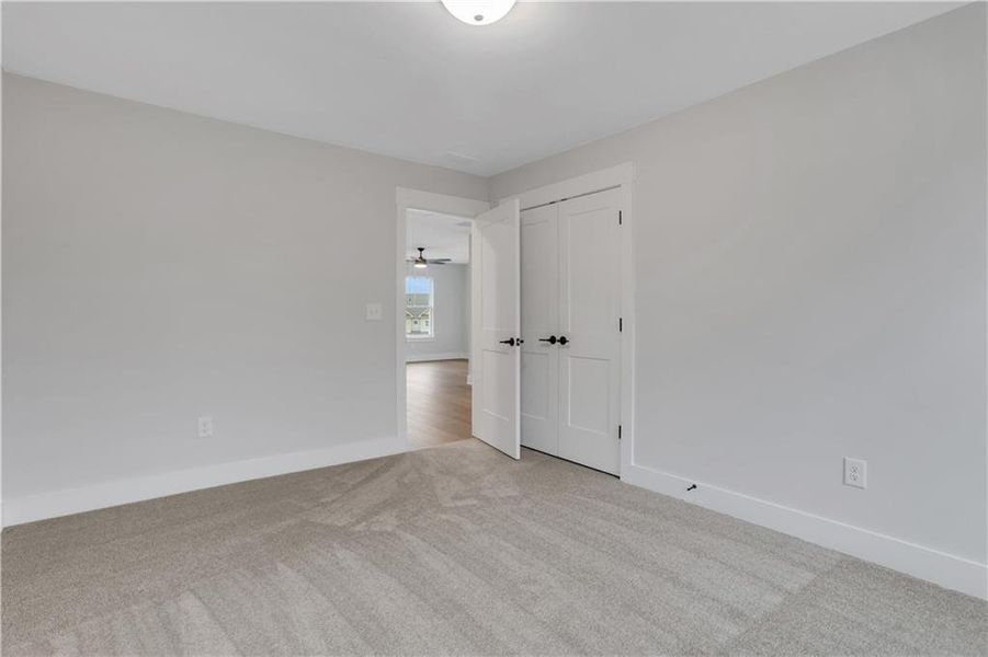 Spacious, unfurnished interior of a new home in Cambridge, Flowery Branch (Image 46). Spacious, unfurnished interior of a new home in Cambridge, Flowery Branch (Image 46).