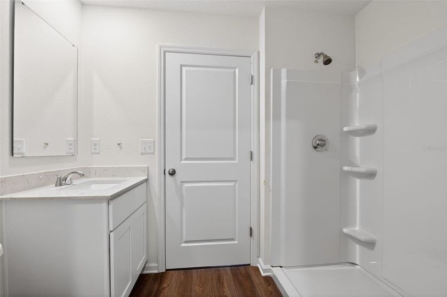 Furnished interior view inside a new home in Rainbow Lakes Estates, Dunnellon (Image 6).