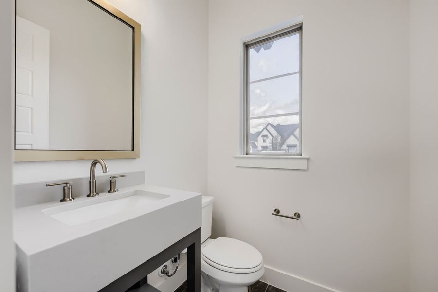 1317 Naples - Powder Bathroom