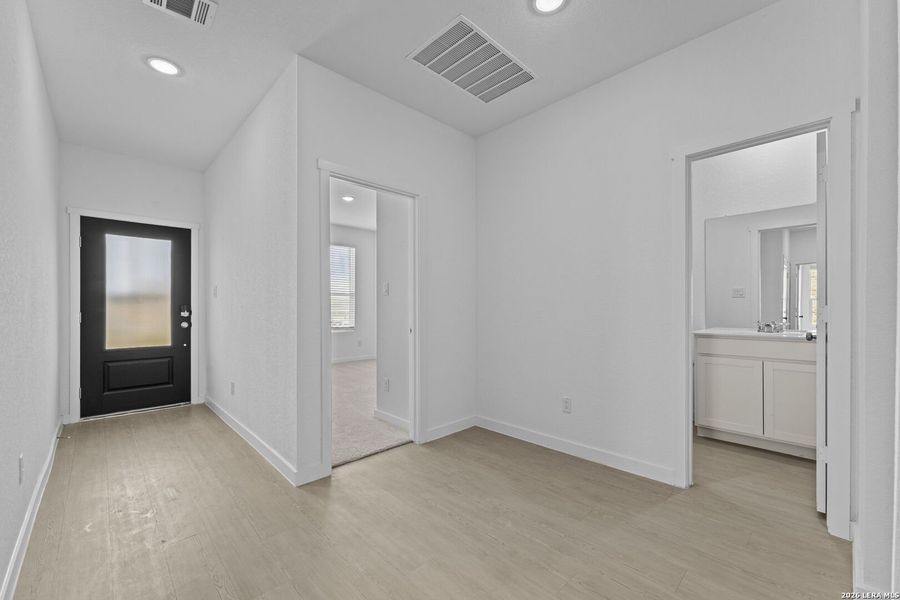 Spacious, unfurnished interior of a new home in Grace Valley, Marion (Image 13).