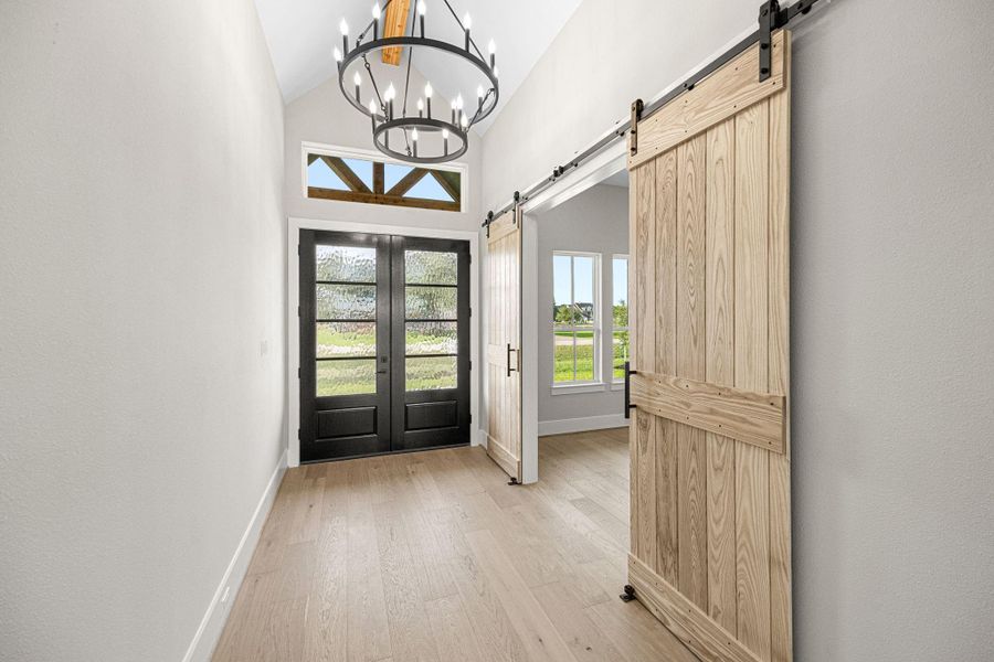 Spacious, unfurnished interior of a new home in , Bellville (Image 35).