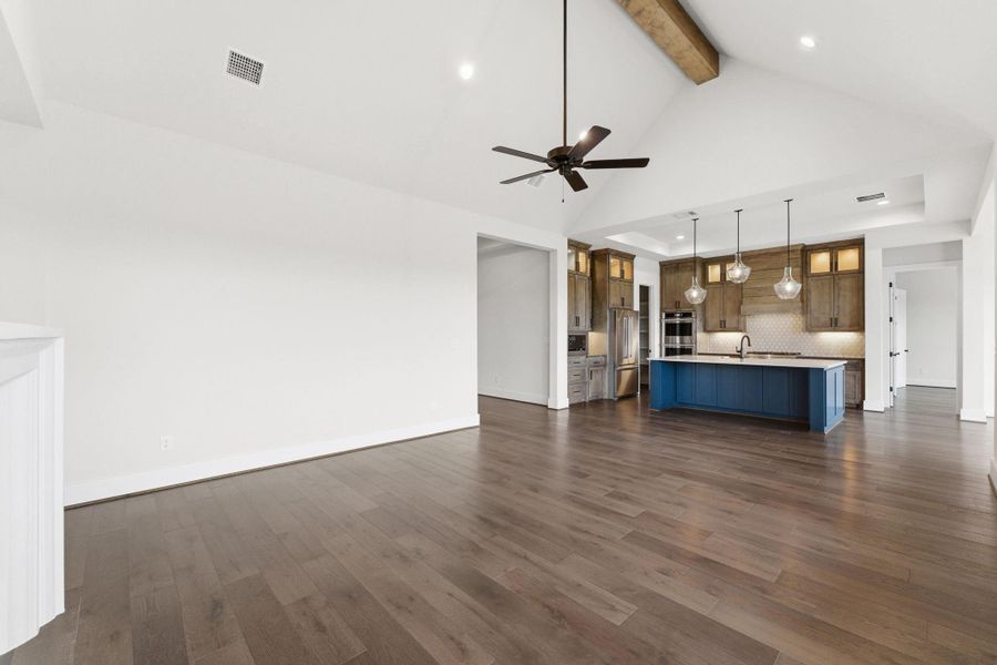 Spacious, unfurnished interior of a new home in High Meadow Estates, New Waverly (Image 23).