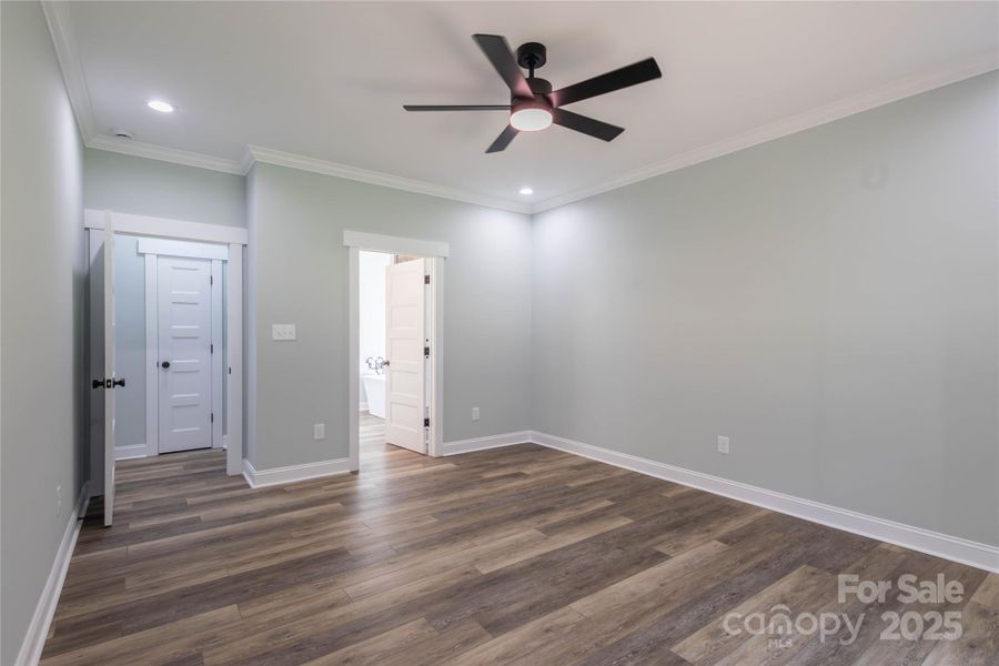 Spacious, unfurnished interior of a new home in , Stanley (Image 22).