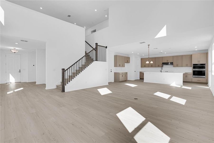 Spacious, unfurnished interior of a new home in , Winter Garden (Image 25). Spacious, unfurnished interior of a new home in , Winter Garden (Image 25).