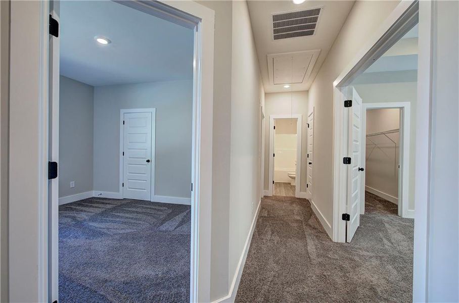 Spacious, unfurnished interior of a new home in , Cartersville (Image 36).
