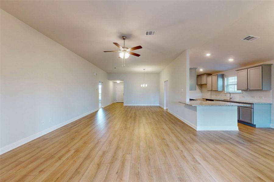 Spacious, unfurnished interior of a new home in Cypress Green, Hockley (Image 16). Spacious, unfurnished interior of a new home in Cypress Green, Hockley (Image 16).